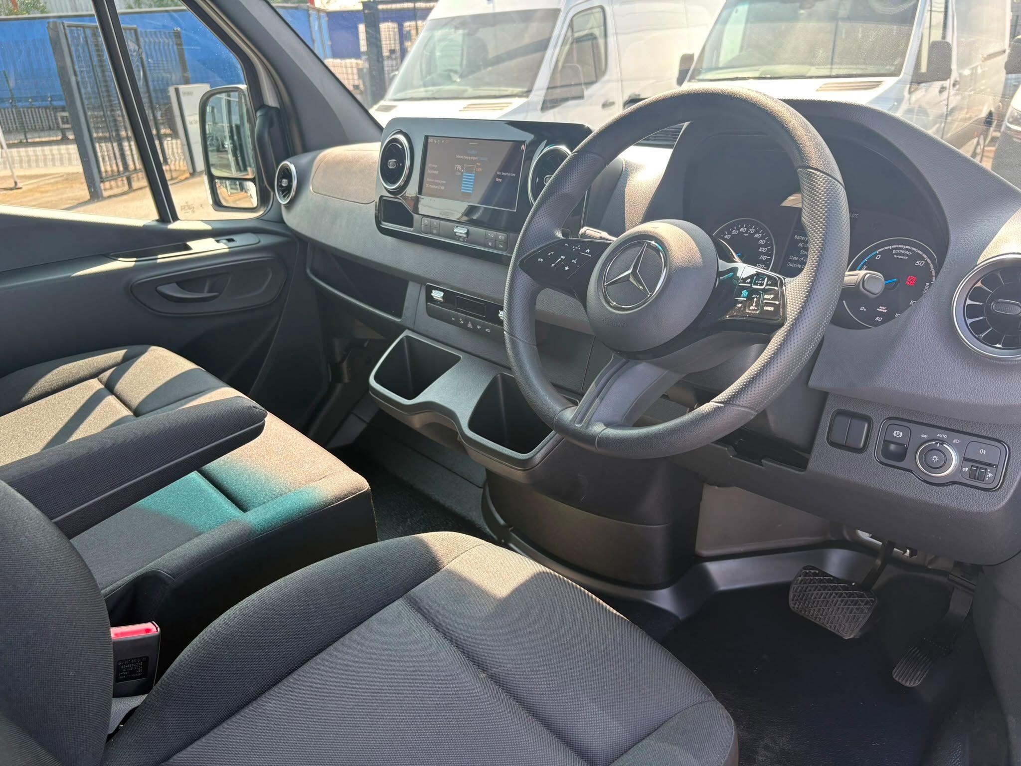 Mercedes-Benz eSprinter